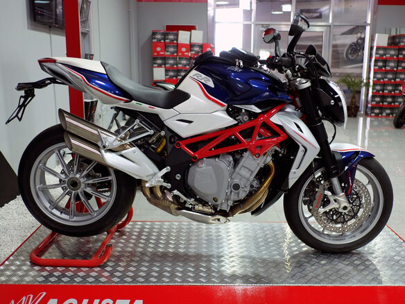 2013 MV Agusta Brutale 1090, белый, 2000000 рублей - вид 1