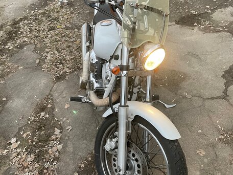 1999 Yamaha XVS400 Drag Star, белый, 399000 рублей, вид 4