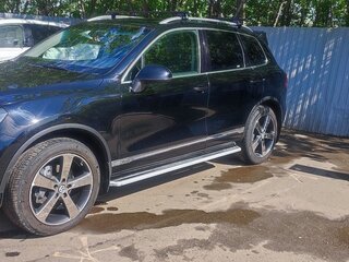 2011 Volkswagen Touareg II, чёрный, 2050000 рублей, вид 3