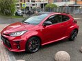 2020 Toyota Yaris IV, белый - вид 1