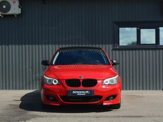 2008 BMW 5 серии 525i V (E60/E61) Рестайлинг, красный, 1299888 рублей, вид 3