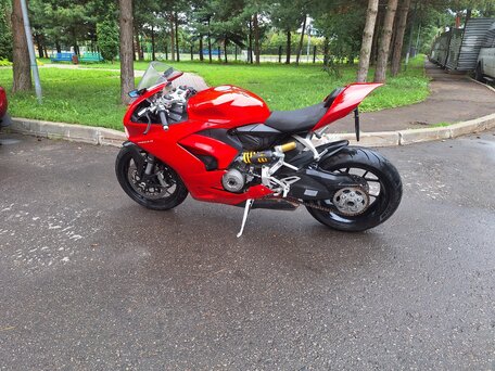 2020 Ducati Panigale V2, красный, 1250000 рублей, вид 1