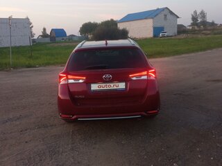 2017 Toyota Auris II Рестайлинг, пурпурный, 1190000 рублей, вид 4