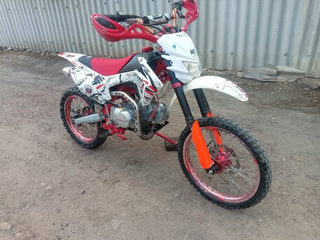 2020 Motoland CRF125, красный, 67000 рублей, вид 1