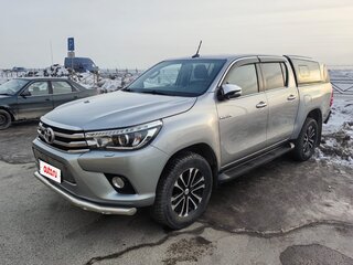 2017 Toyota Hilux VIII, серебристый, 3990000 рублей, вид 1
