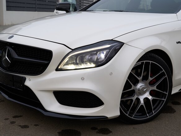 2015 Mercedes-Benz CLS 400 II (C218) Рестайлинг, белый, 4000000 рублей - вид 11