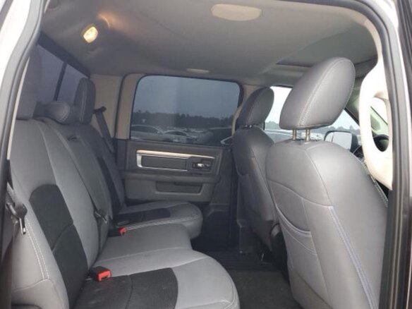 2015 Dodge RAM IV (DS/DJ), серый, 2350000 рублей - вид 12