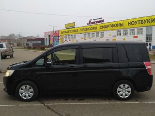 2014 Honda Stepwgn IV Рестайлинг, чёрный, 1585000 рублей, вид 2