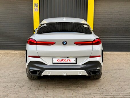 2020 BMW X6 40i III (G06), белый, 6250000 рублей, вид 5