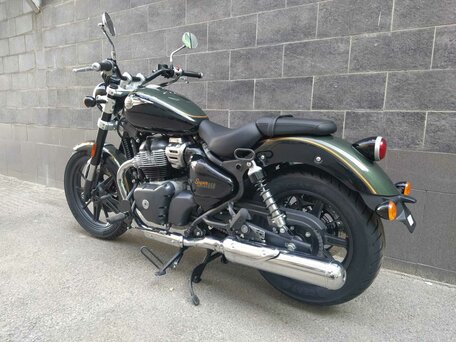 2024 Royal Enfield Super Meteor, зелёный, 764000 рублей, вид 5