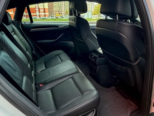 2010 BMW X6 40d I (E71), белый, 1750000 рублей - вид 19