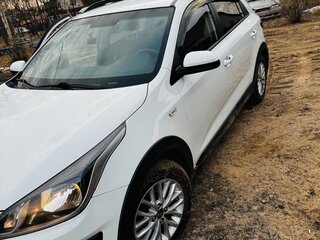 2018 Kia Rio X-Line IV, белый, 1650000 рублей, вид 1