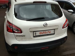2013 Nissan Qashqai I Рестайлинг, белый, 1050000 рублей, вид 3