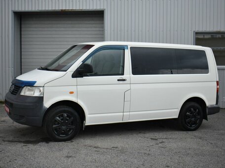 Volkswagen Caravelle T5