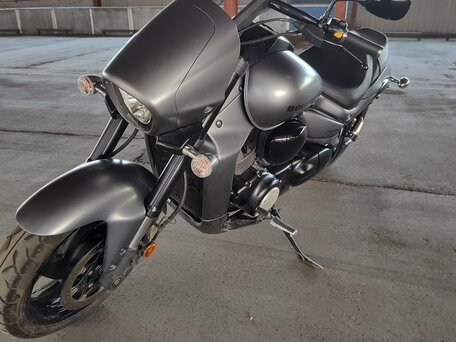 2022 Suzuki Boulevard M109R, серый, 1999000 рублей, вид 2
