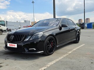 2011 Mercedes-Benz E-Класс 200 7G-Tronic IV (W212, S212, C207), чёрный, 2100000 рублей, вид 1