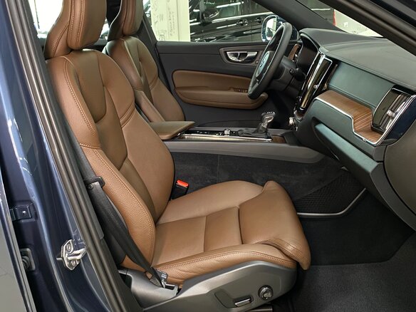 2020 Volvo XC60, голубой - вид 24