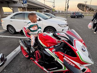 2019 MV Agusta F3 675, красный, 1250000 рублей, вид 3