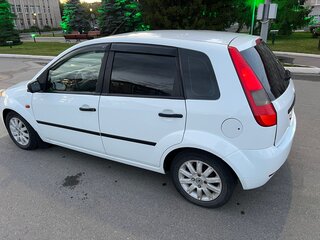 2002 Ford Fiesta Mk5, белый, 285000 рублей, вид 5