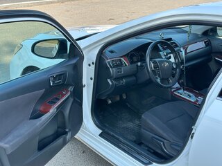 2014 Toyota Camry Japan Market VII (XV50), белый, 1690000 рублей, вид 5