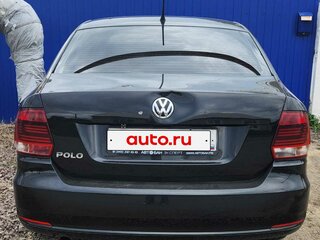 2016 Volkswagen Polo V Рестайлинг, чёрный, 800000 рублей, вид 3