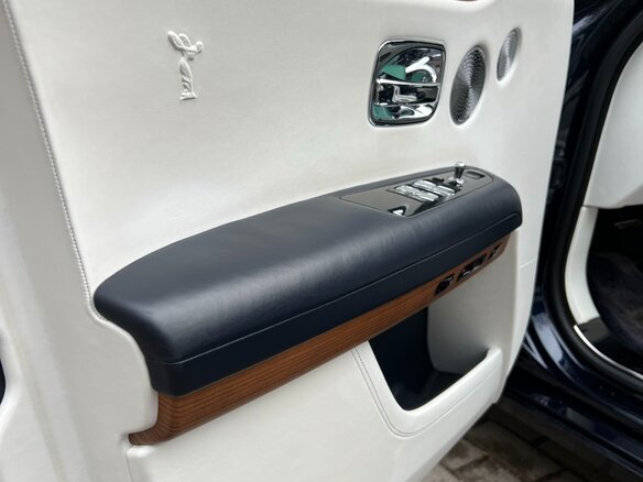 2020 Rolls-Royce Ghost II (Series I), синий, 23900000 рублей - вид 13