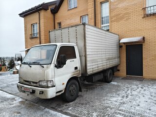 2004 Kia K-Series, белый, 750000 рублей, вид 2