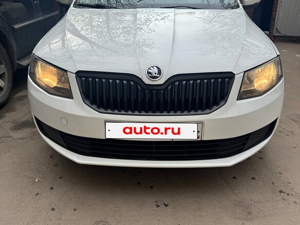 2016 Skoda Octavia III (A7), белый, 1100000 рублей - вид 1