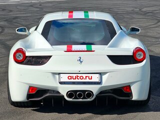 2011 Ferrari 458 Italia, белый, 27900000 рублей, вид 5