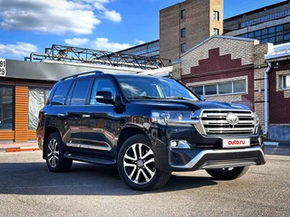 2016 Toyota Land Cruiser 200 Series Рестайлинг 2, чёрный, 5400000 рублей, вид 1