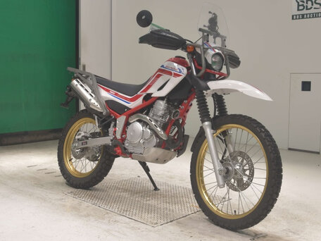 2020 Yamaha XT250 Serow, красный, 700000 рублей, вид 3