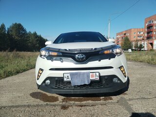 2019 Toyota C-HR I, белый, 1800000 рублей, вид 5