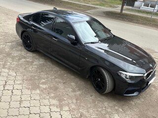 2018 BMW 5 серии 520d xDrive VII (G30/G31/G38), чёрный, 3300000 рублей, вид 1