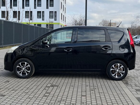 2009 Toyota Passo Sette, чёрный, 710000 рублей - вид 12