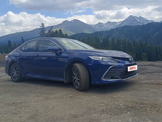 2021 Toyota Camry VIII (XV70) Рестайлинг, синий, 2890000 рублей, вид 1