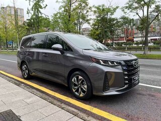 2023 GAC Trumpchi M6 Pro, серебристый, 2800000 рублей, вид 1