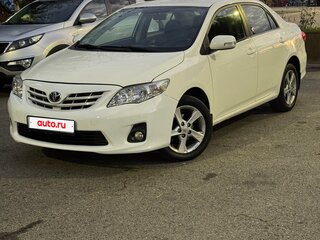 2011 Toyota Corolla X (E140, E150) Рестайлинг, белый, 1050000 рублей, вид 1