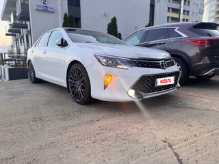 2016 Toyota Camry VII (XV50) Рестайлинг, белый, 2190000 рублей, вид 2