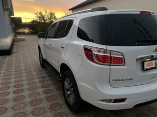 2021 Chevrolet TrailBlazer II Рестайлинг, белый, 3150000 рублей, вид 4