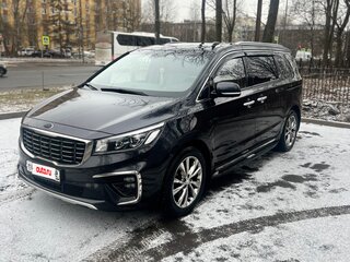 2018 Kia Carnival III, чёрный, 3100000 рублей, вид 2