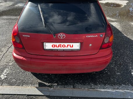 1999 Toyota Corolla VIII (E110) Рестайлинг, красный, 275000 рублей, вид 4