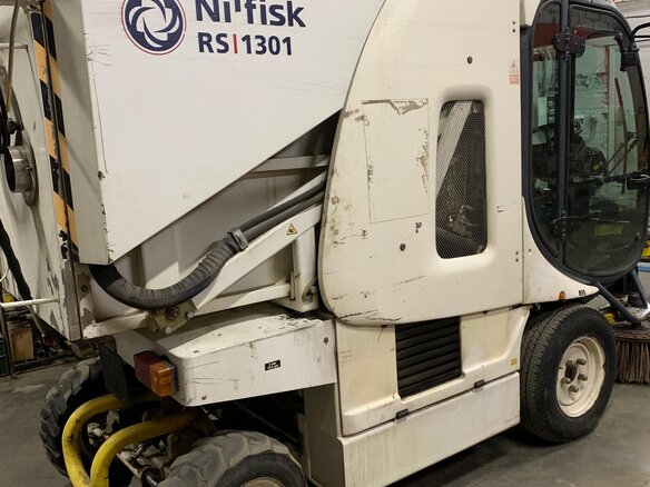 2010 Nilfisk City Ranger, белый, 2500000 рублей - вид 6