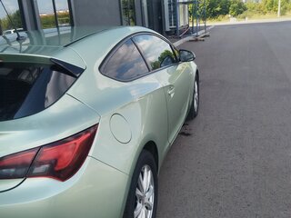 2012 Opel Astra GTC J Рестайлинг, зелёный, 950000 рублей, вид 3