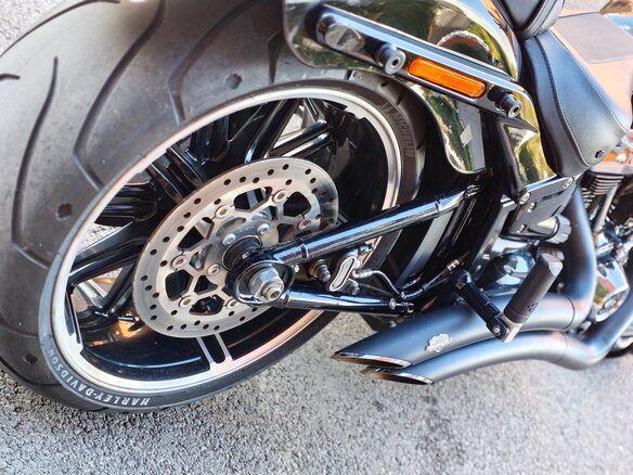 2021 Harley-Davidson Breakout, чёрный, 2135000 рублей - вид 13