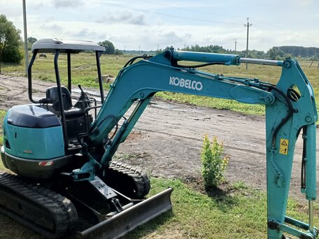 2016 Kobelco SK 30, зелёный, 1900000 рублей, вид 2