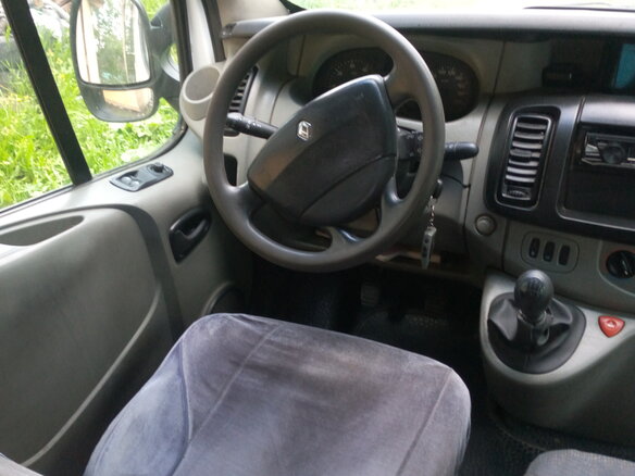 2006 Renault Trafic II, белый - вид 9