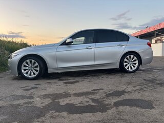 2017 BMW 3 серии 320i xDrive VI (F3x) Рестайлинг, серый, 1950000 рублей, вид 3