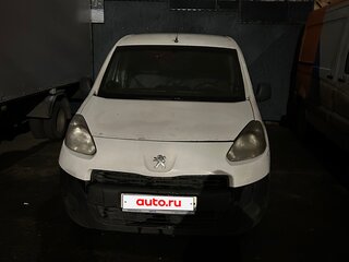 2014 Peugeot Partner II Рестайлинг, белый, 300000 рублей, вид 1