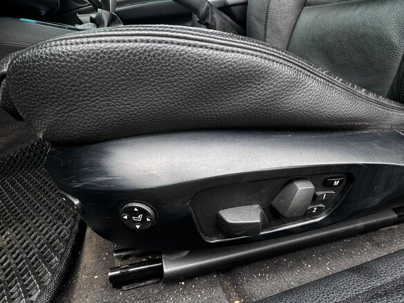 2011 BMW 1 серии 135i I (E82/E88) Рестайлинг 2, синий, 2200000 рублей - вид 15
