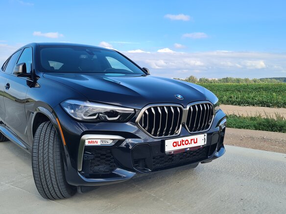 2019 BMW X6 M50i III (G06), синий, 6500000 рублей - вид 1